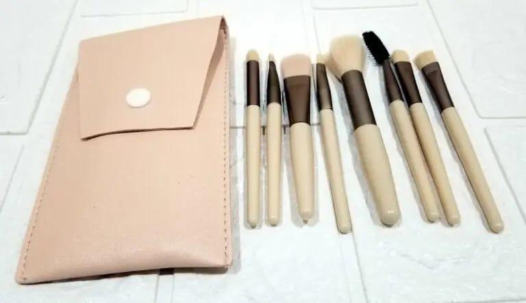 Cute Brushes With Leather Pouch